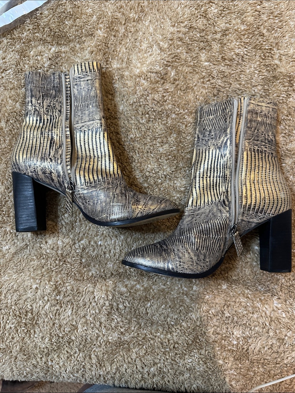 Matisse Stylish Women's Pointed Block Heel Ankle Boots in Metallic Gold/Black.